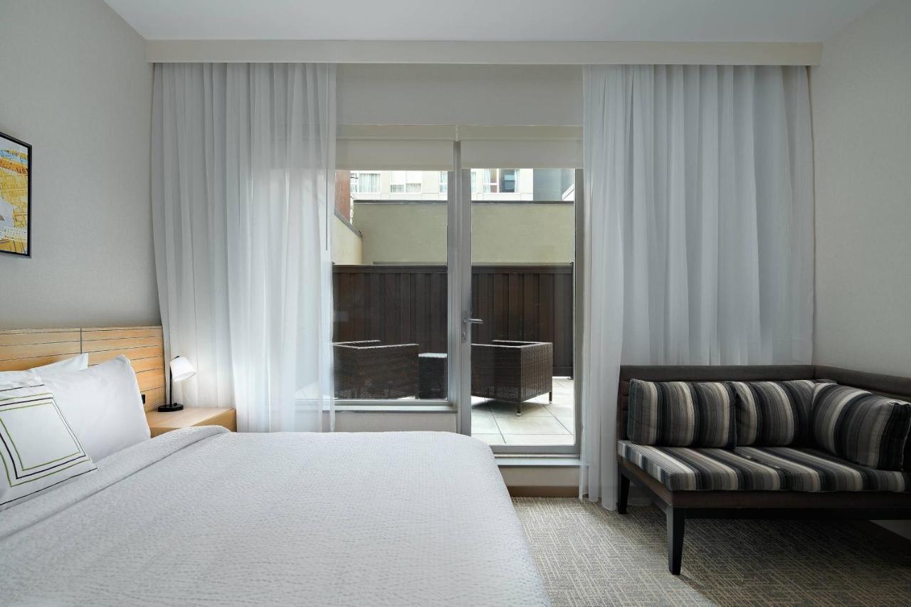 King Studio with Courtyard View,1540862524:JPEG