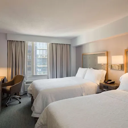 Hampton Inn Manhattan Chelsea-3