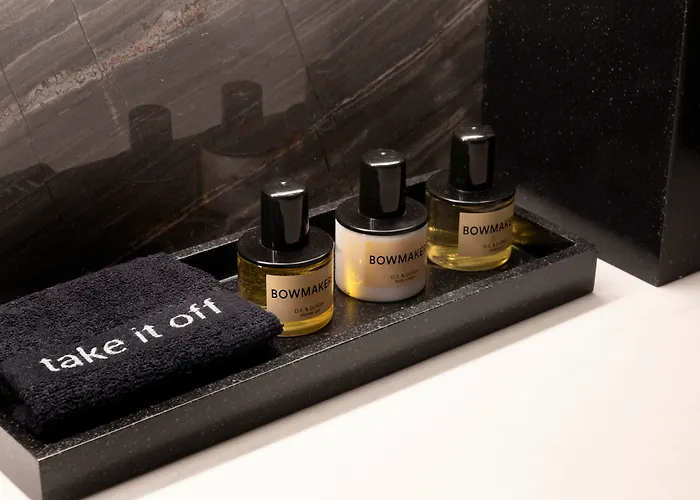 Luxury hotel only: Thompson Central Park New York, By Hyatt