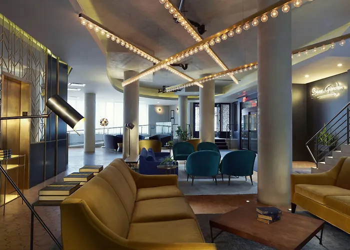 Hotel: The Tillary Hotel Brooklyn