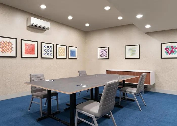 Сity center hotels Holiday Inn Express - Jamaica - Jfk Airtrain - Nyc By Ihg