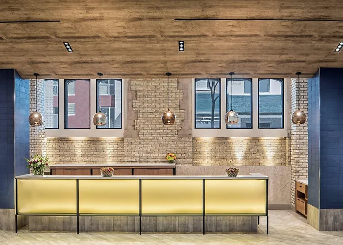 Springhill Suites By Marriott Manhattan/Times Square South