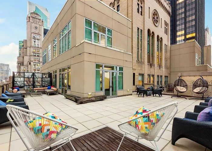 Dog friendly hotels Maxwell New York City